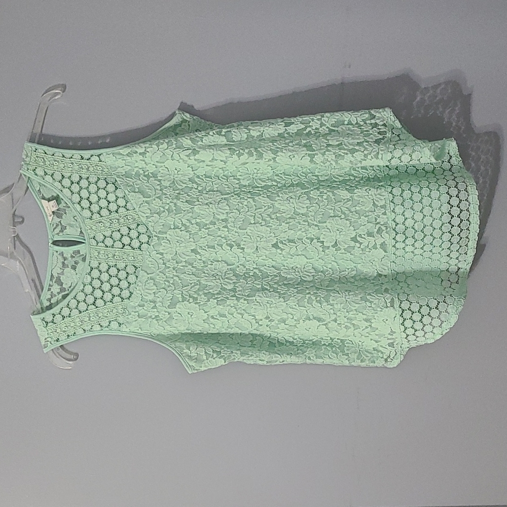C Est 1946 Mint Lace top XL